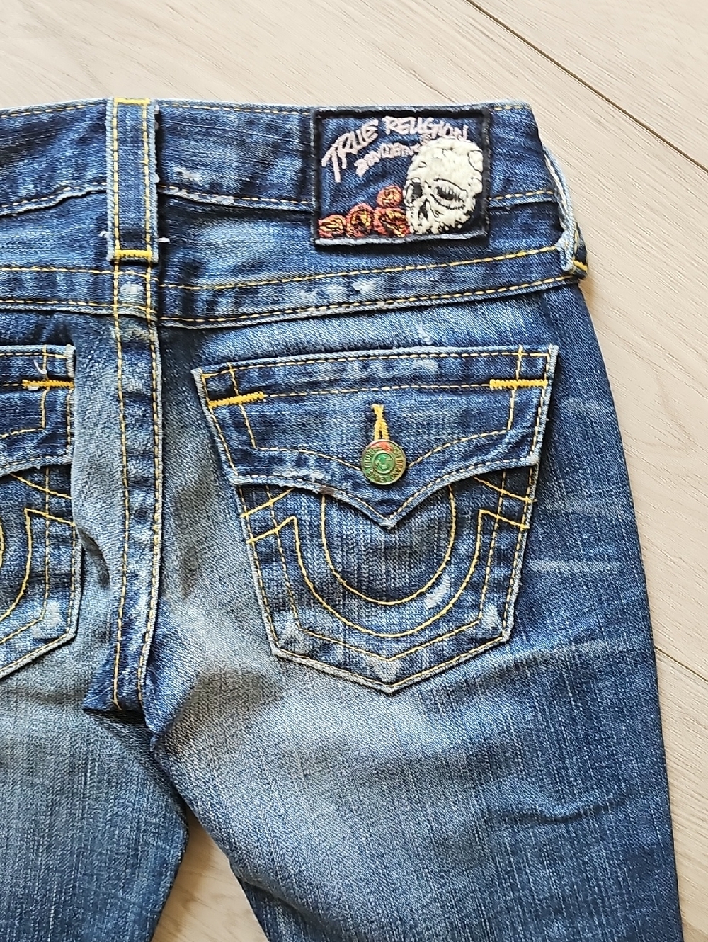 Y2K True Religion Low Rise Billy Skull Tab Roses Jeans, Sz 23